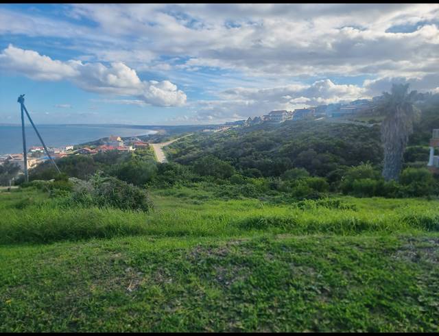 990M² VACANT LAND FOR SALE IN DANA BAY